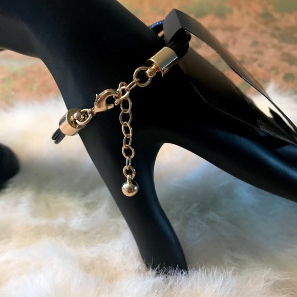 METAL GOLD AND BLACK VINYL BRACELET NWT - Picture 4 of 9
